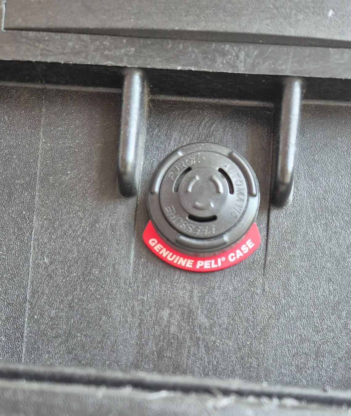 Casse di trasporto: Malette de protection très robuste PELI 1620 – Usato da Villars-sur-Glane venduto da Verocac 7