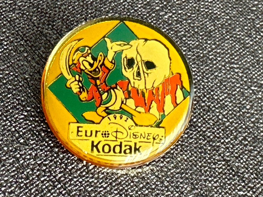 Pin Euro Disney Kaufen auf Ricardo