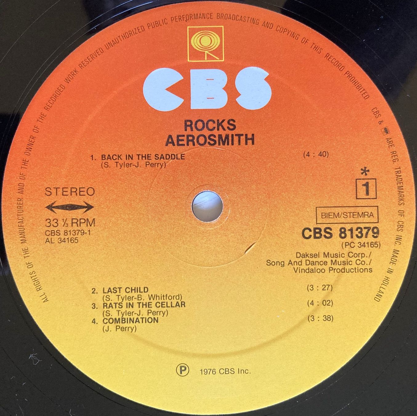 Vinyles: AEROSMITH - ROCKS – D'occasion à Bottens par hotter-than-hell 3