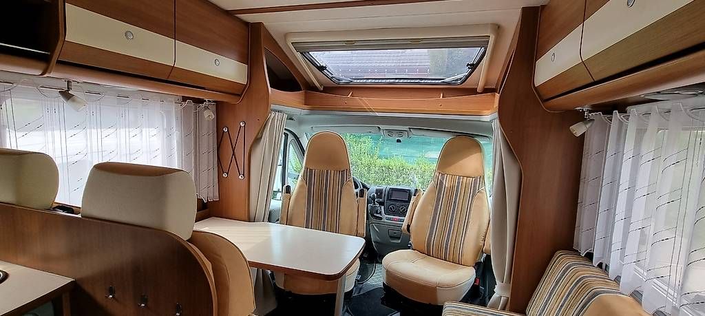 Véhicules de camping: Fiat Capron, Carado T345  – D'occasion à Neftenbach par lar_jb9p 1