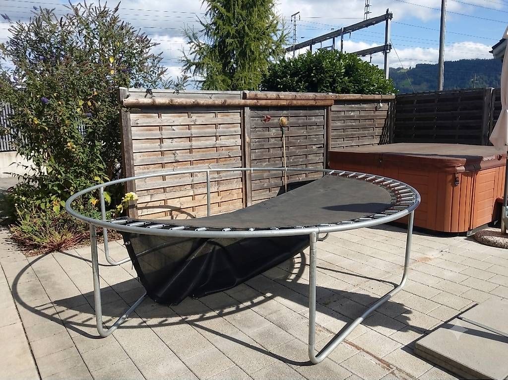 Trampoline: Trampolin – Gebraucht aus Steffisburg von car_8rgq 1