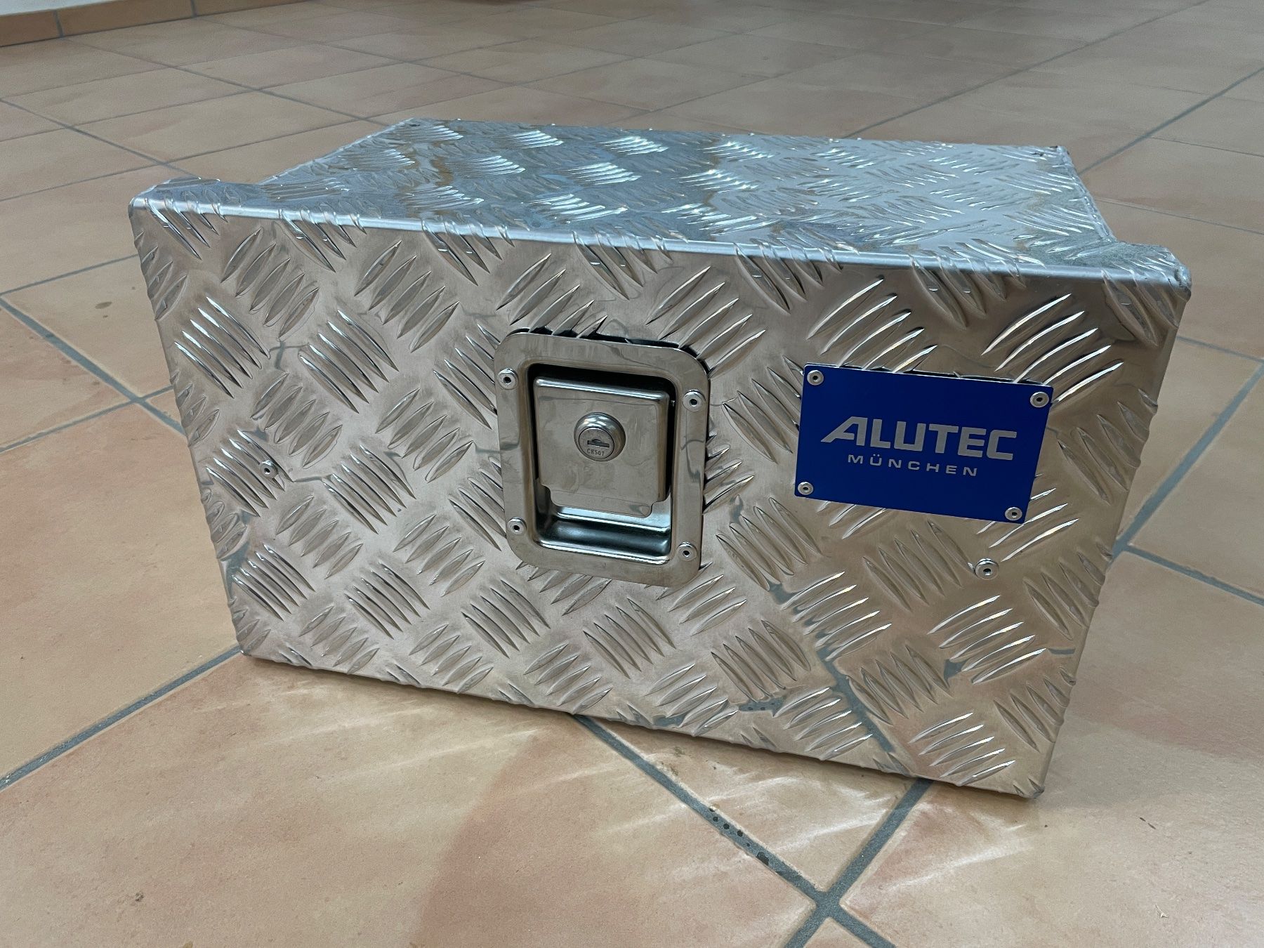 Altri accessori: Alu-Kiste – Usato da Erlenbach ZH venduto da Zehnder-Jara