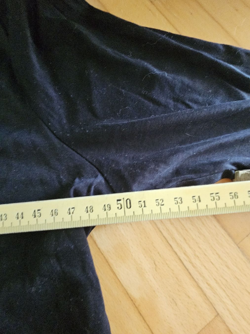 Peter Hahn T-shirt: Schwarzes Langarmshirt Grösse 42 Peter Hahn – Nuovo (secondo la descrizione) da Riedikon venduto da Winter21. 1