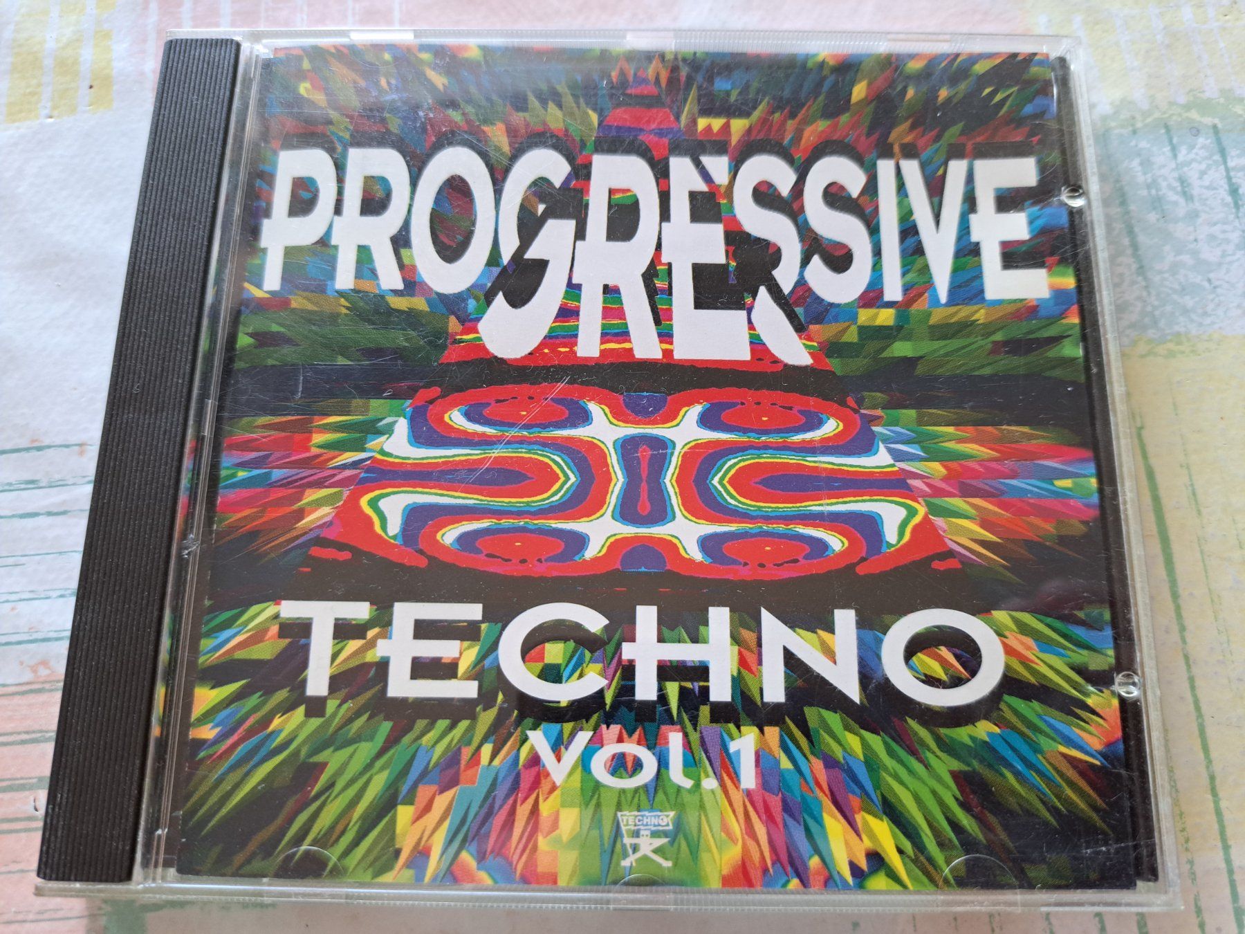 CDs: Cd Progressive techno volume 1 – D'occasion à Pully par bro_n52j