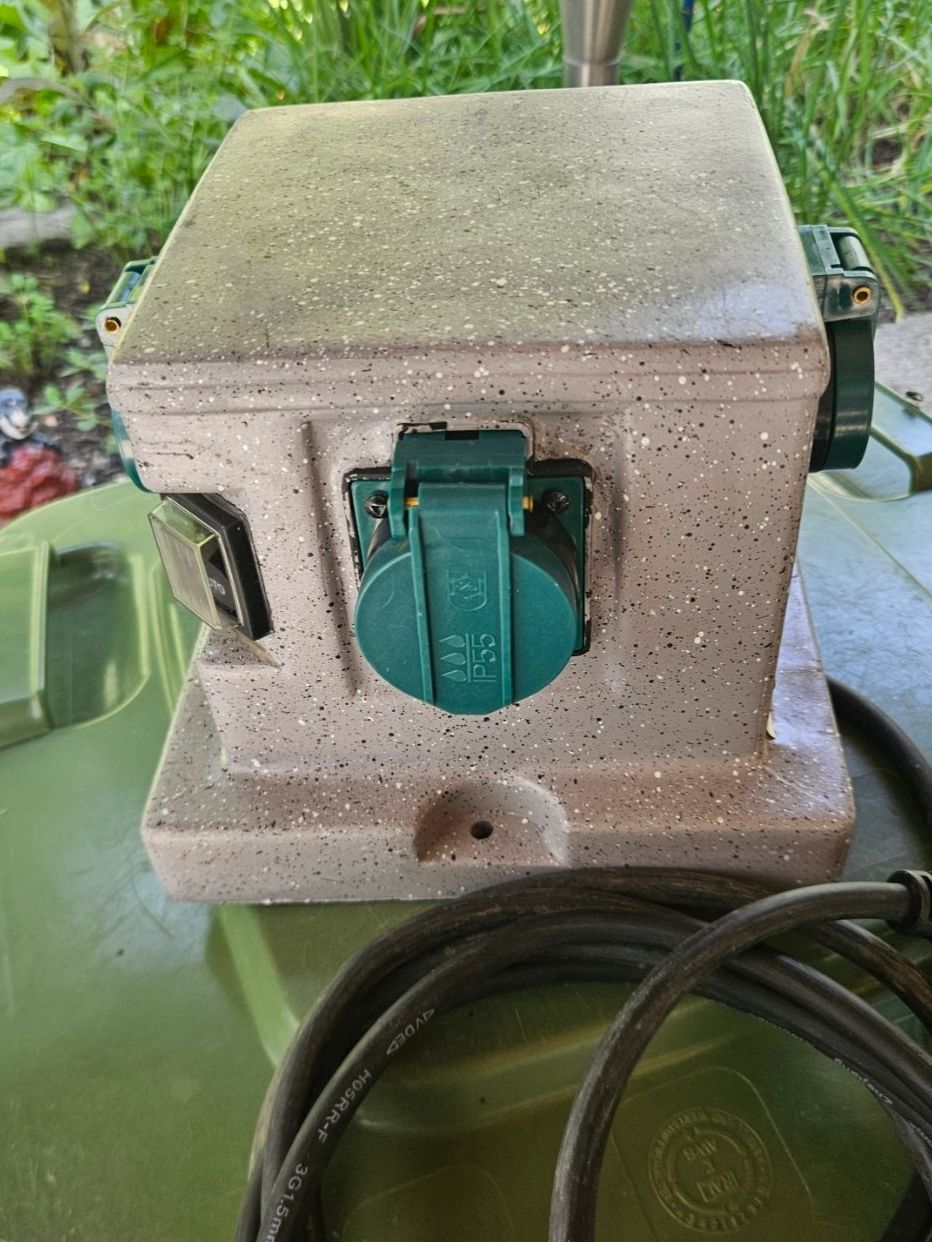 Stecker: Gartensteckdose 4 x T13 Kabellänge 3 m – Defekt aus Teufenthal AG von boebe071 3