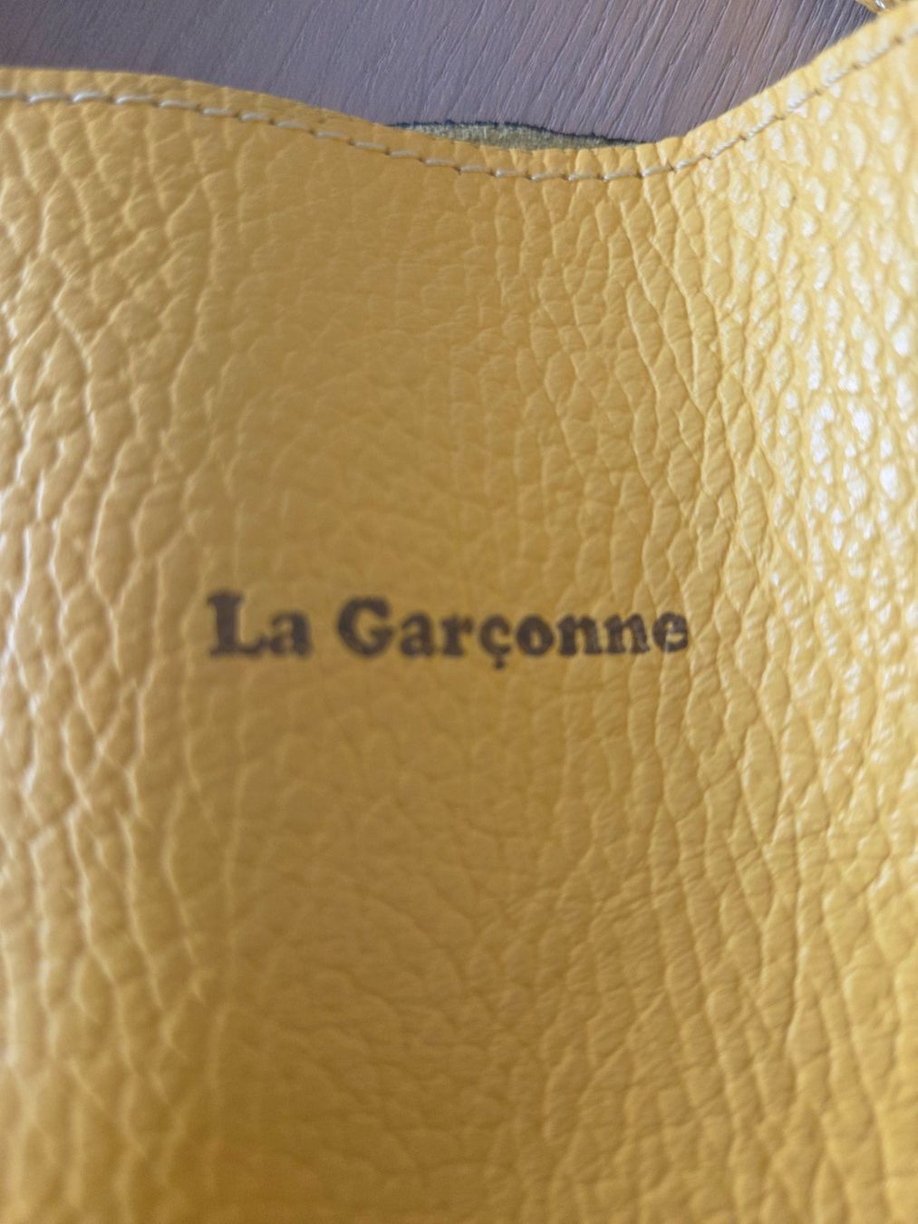 La Garçonne Borse da donna: La Garçonne Ledertasche Shopper gelb – Usato da Rüschlikon venduto da tiniweeeny 1