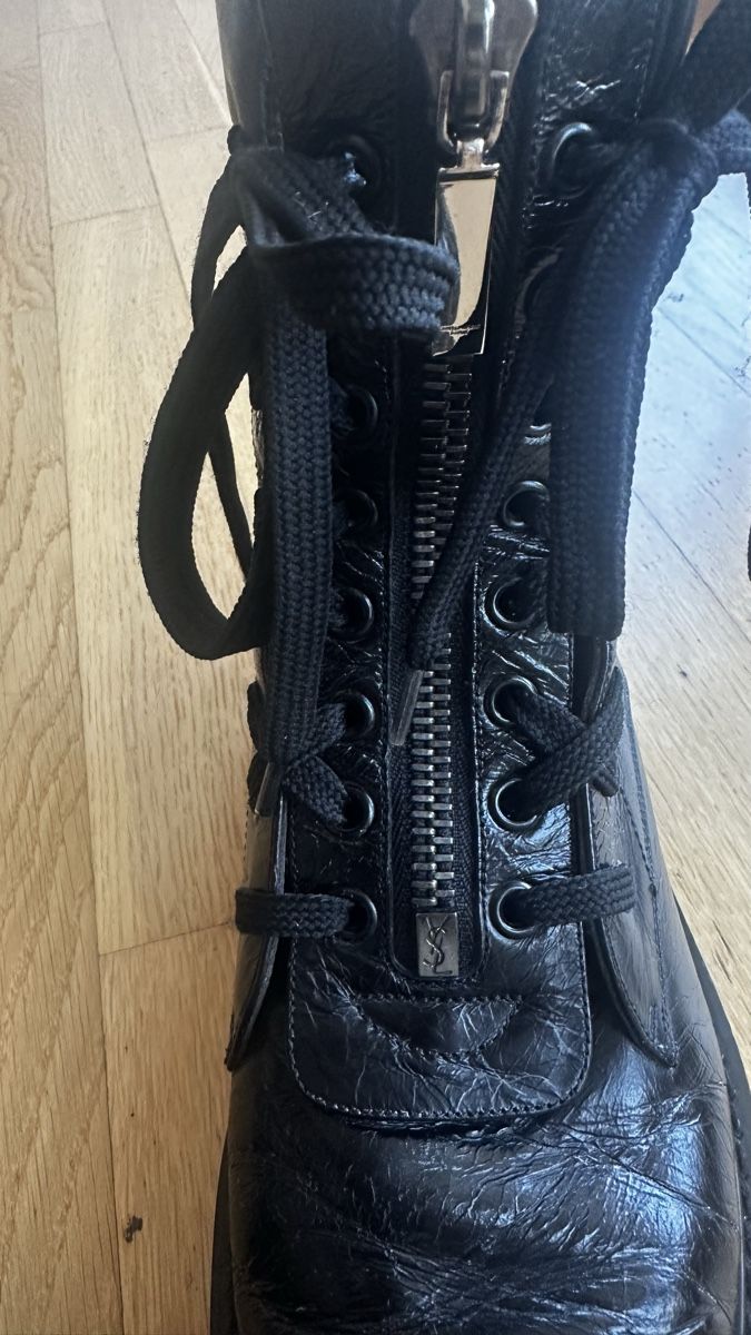Saint Laurent Scarpe da donna: Saint Laurent Black Leather Boots Size 40,5 – Usato da Luzern venduto da ida_hv2y 3