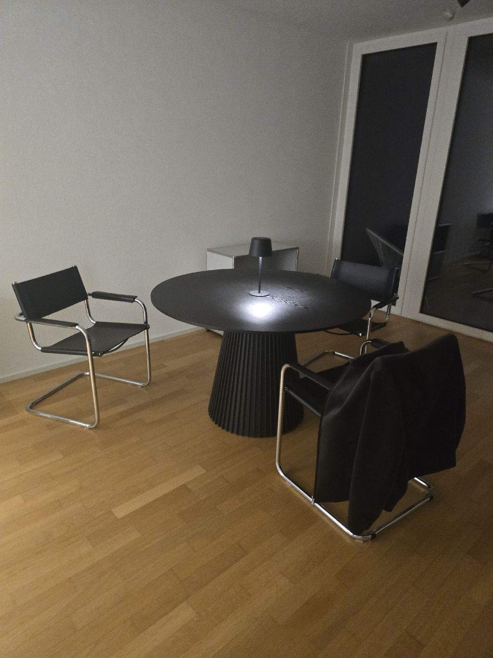 Sedie: Freischwinger Stühle – Usato da St. Gallenkappel venduto da seb_v9g9 4