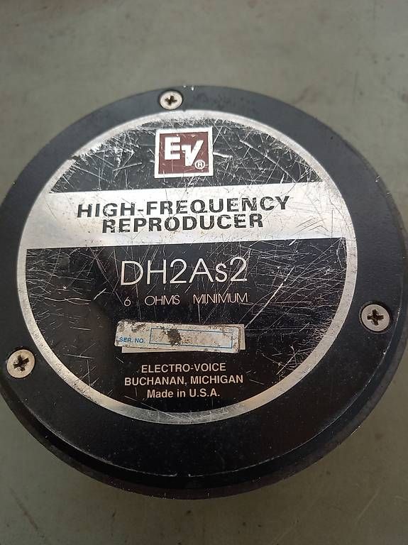 Casse acustiche: Electro Voice Hochton – Usato da Buochs venduto da von_mzm8