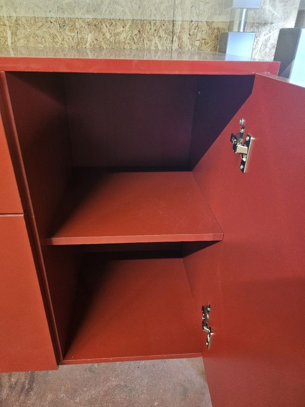 Kommoden: Sideboard Rot – Gebraucht aus Busswil BE von Topsign 1