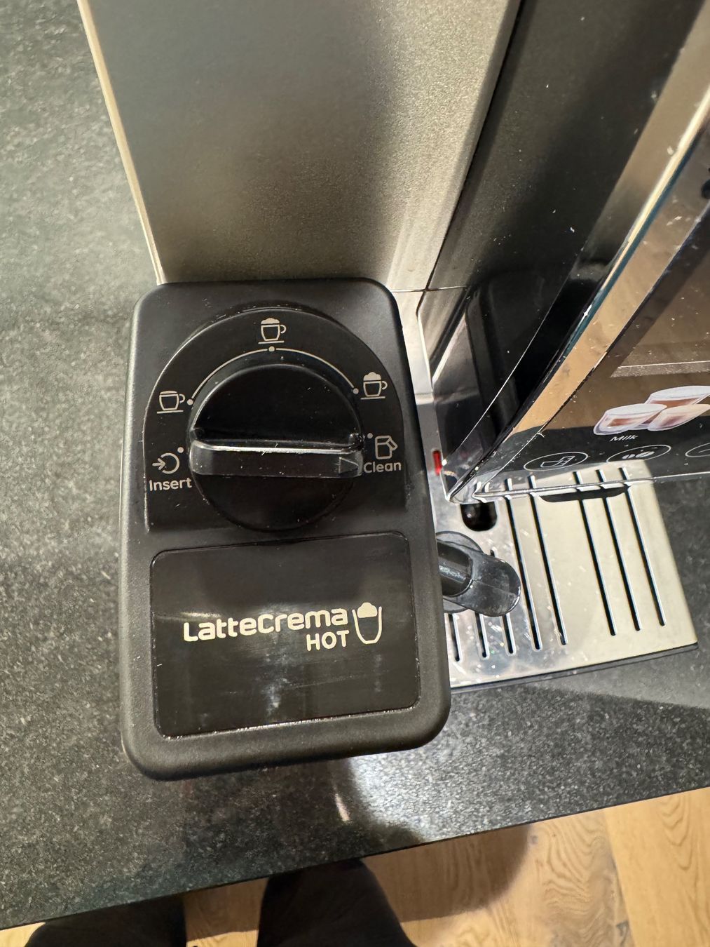 De'Longhi Macchine per caffè & Macchine per espresso: DeLonghi Dinamica Plus – Usato da Rorschach venduto da elm_2s9t 3