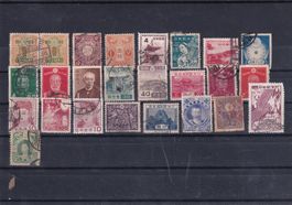 Japan: Briefmarkenlot