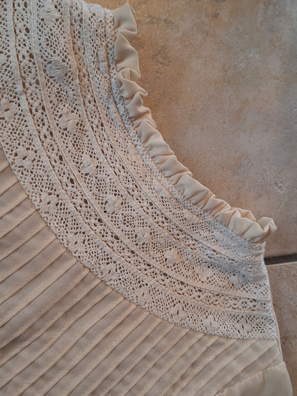 Camicette: Engelsbluse beige – Usato da Rheinfelden venduto da Cleopatra2000 2