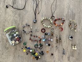 Glasperlen Schmuck Konvolut: Unikate für den Sommerlook
