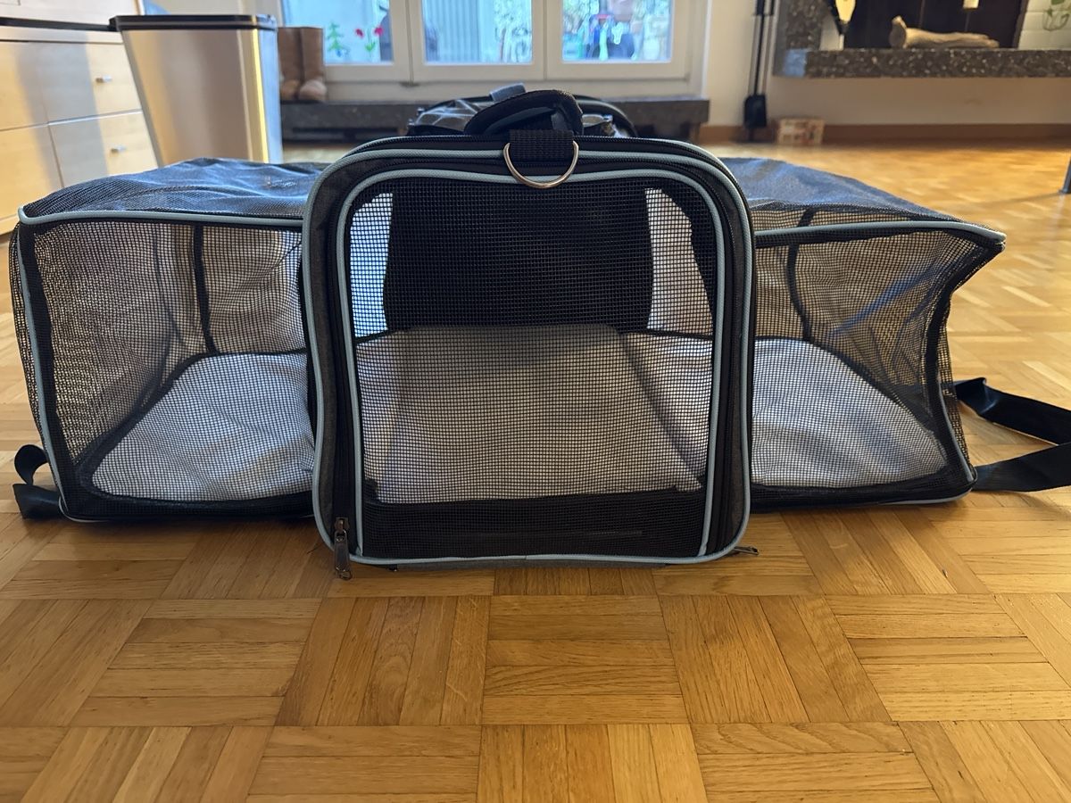 Borse: Expandable Soft Travel Crate Cat or Dog – Nuovo (secondo la descrizione) da Fällanden venduto da emilyeheim 1