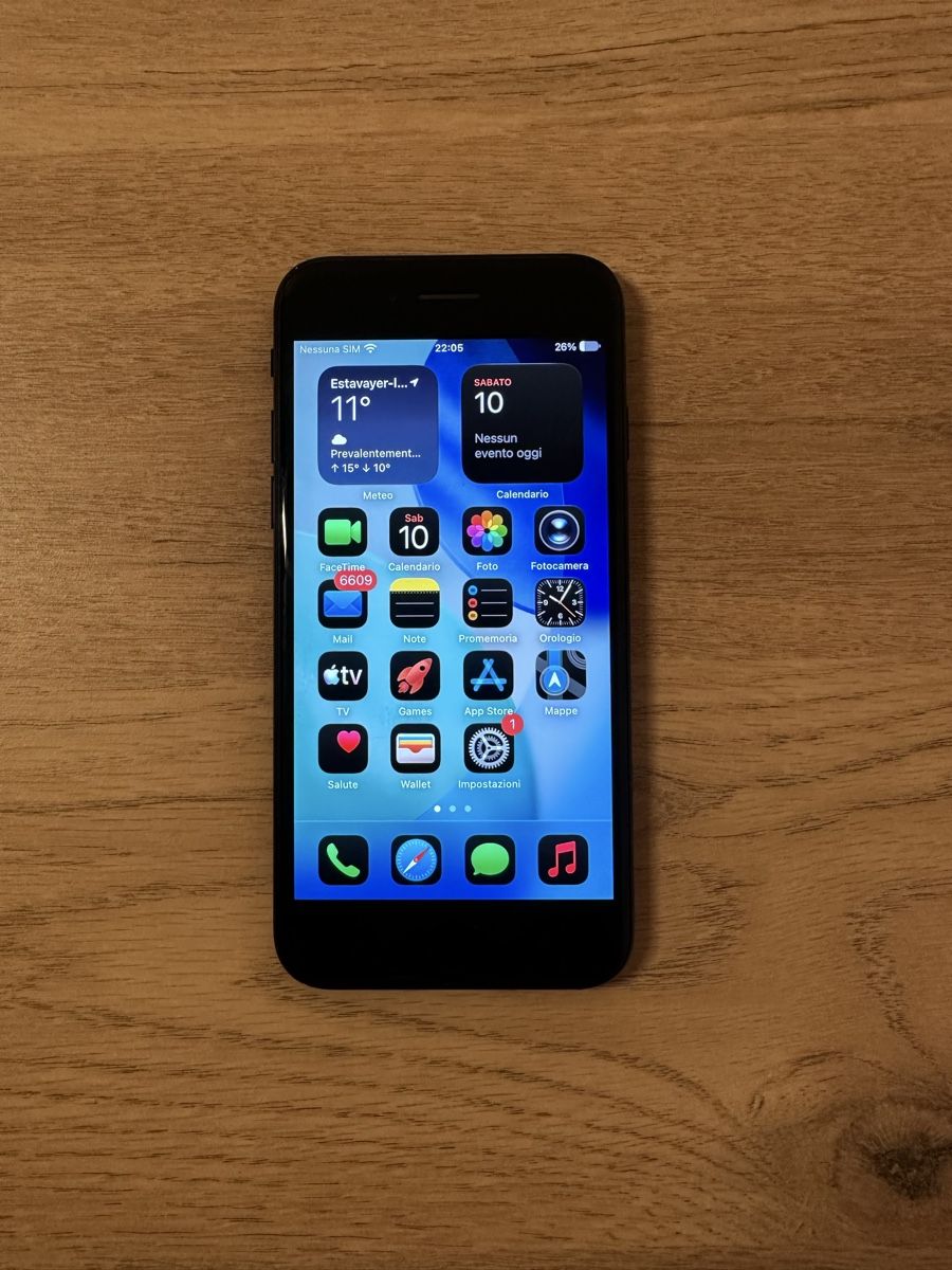 Apple Telefoni cellulari / Smartphones: iPhone SE 2022 – Usato da Cointrin venduto da res_nvs8
