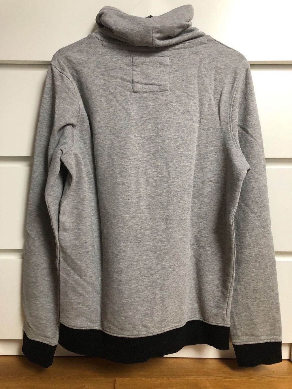 C&A Maglioni & Felpe: CLOCKHOUSE Herren Grau Pullover To the Max L Pull Gris Homme – Usato da St-Aubin FR venduto da Tiweety 1