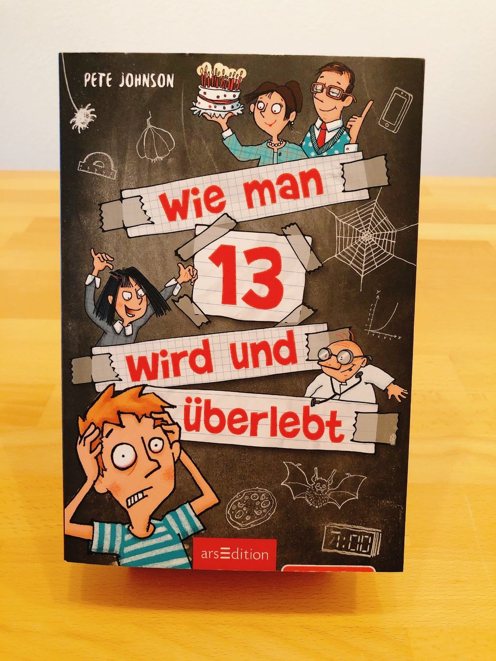 Libri: Wie man 13 wird und überlebt / Pete Johnson – Usato da Muttenz venduto da denise06