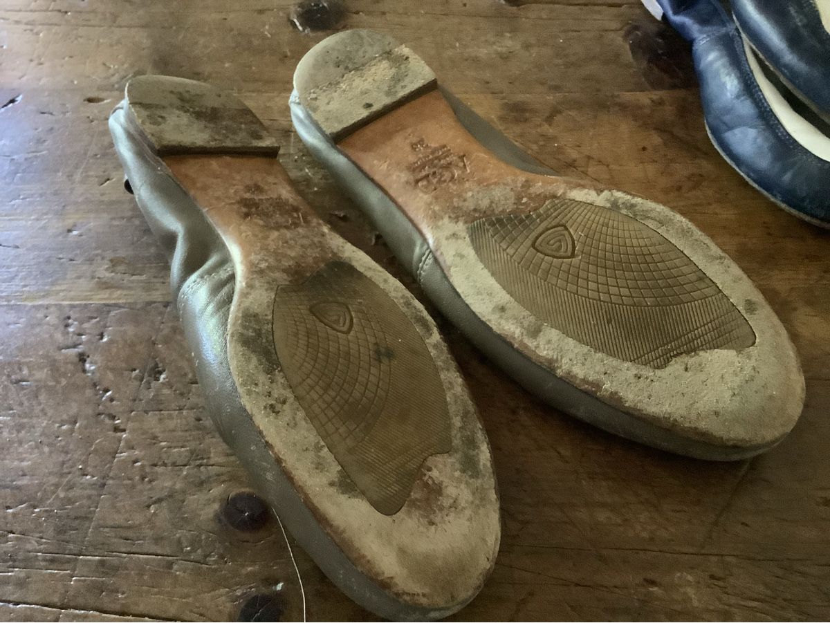 AGL Damenschuhe: 2 Paar AGL Ballerinas Gr. 38 – Gebraucht aus Buch SH von bri_hpp2 3