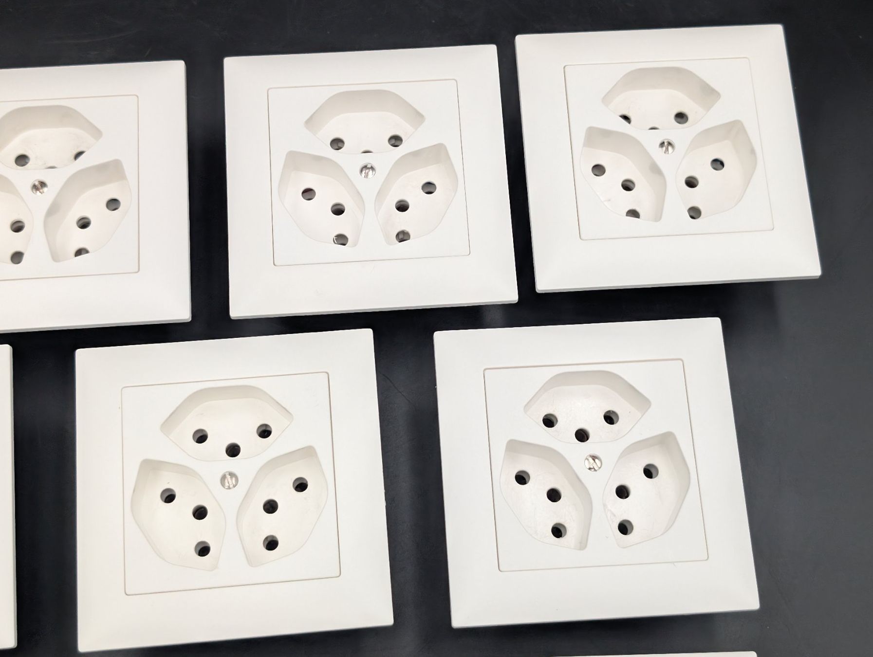 Feller Stecker: Feller EDIZIOdue Set 10 Stück 3xT13 – Gebraucht aus Winterthur von Hint17 3