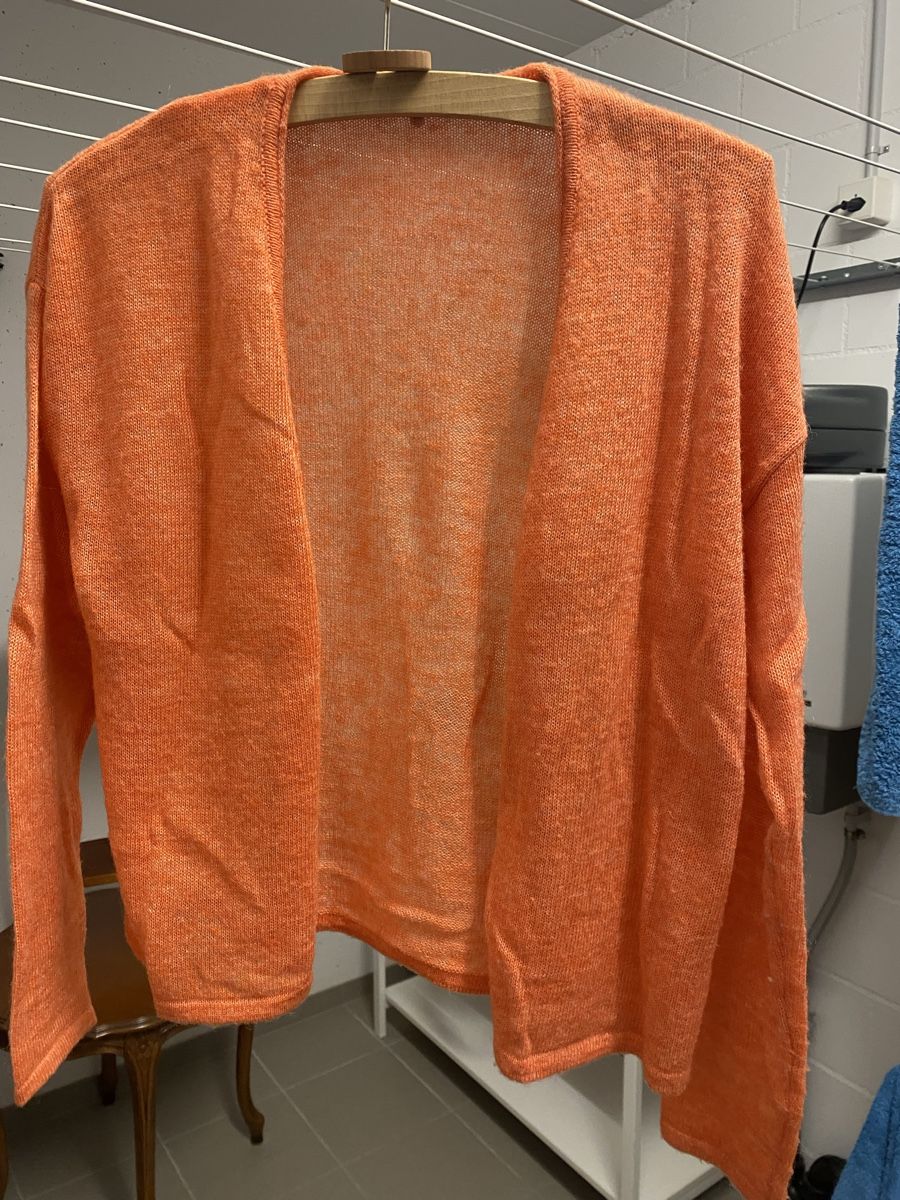Nile Jacken: Nile Strickjacke Orange Gr.S - Wollgemisch, warm – Gebraucht aus Thun von Rolbabs