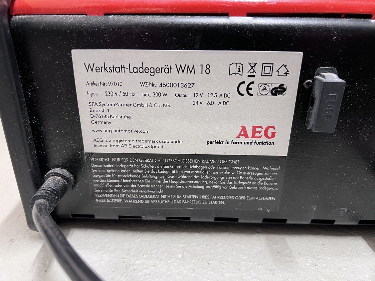Batterie-Ladegeräte: AEG 18 Werkstattladegerät 12V/24V – Defekt aus Pfäffikon ZH von amon2.0 1