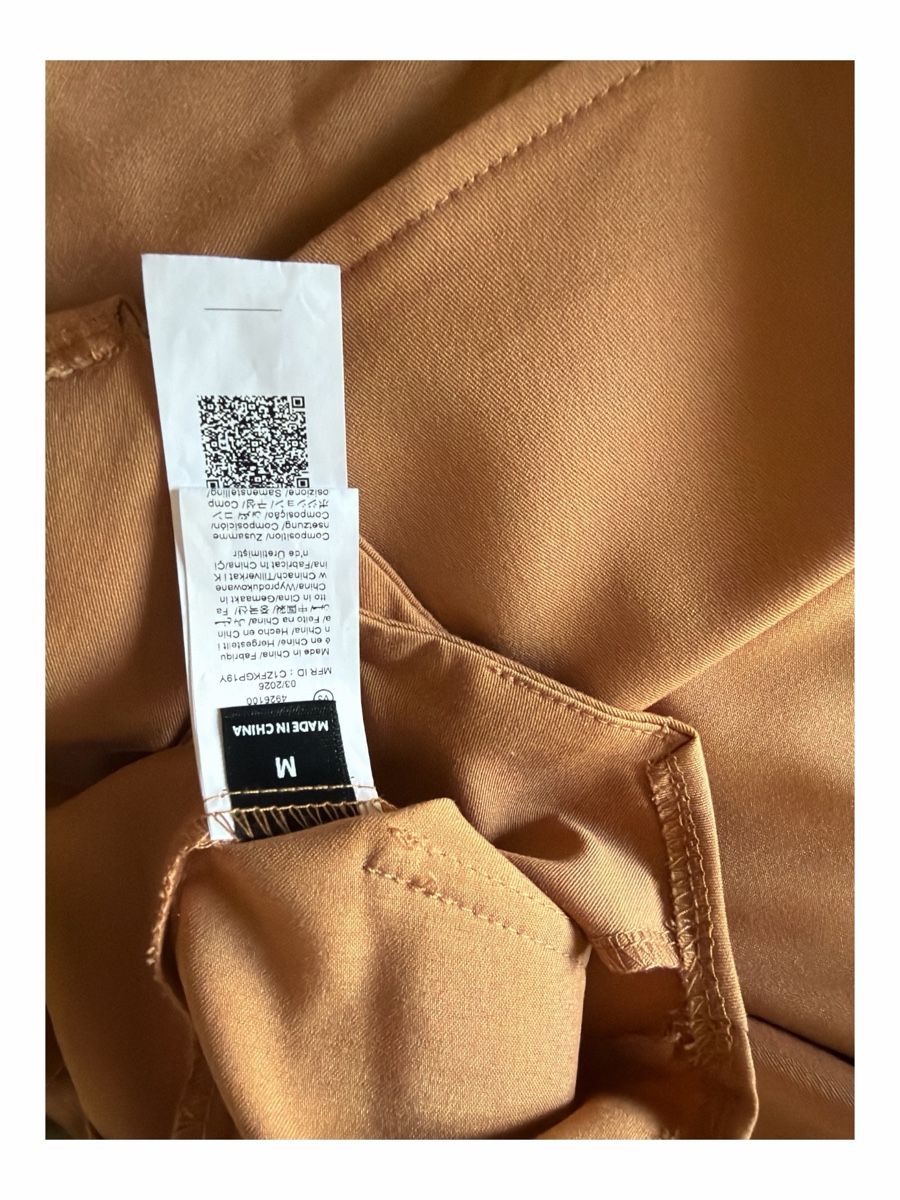 Shein Gilets: Shein Vest Brown Button Front Collared Size M New – Neuf avec emballage d'origine à Brunnen par Sandy_closet1 3