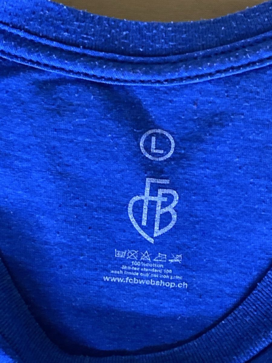 FC Basel T-Shirts: FC Basel Fan T-Shirt  – Gebraucht aus Büsserach von Gimenez77 1