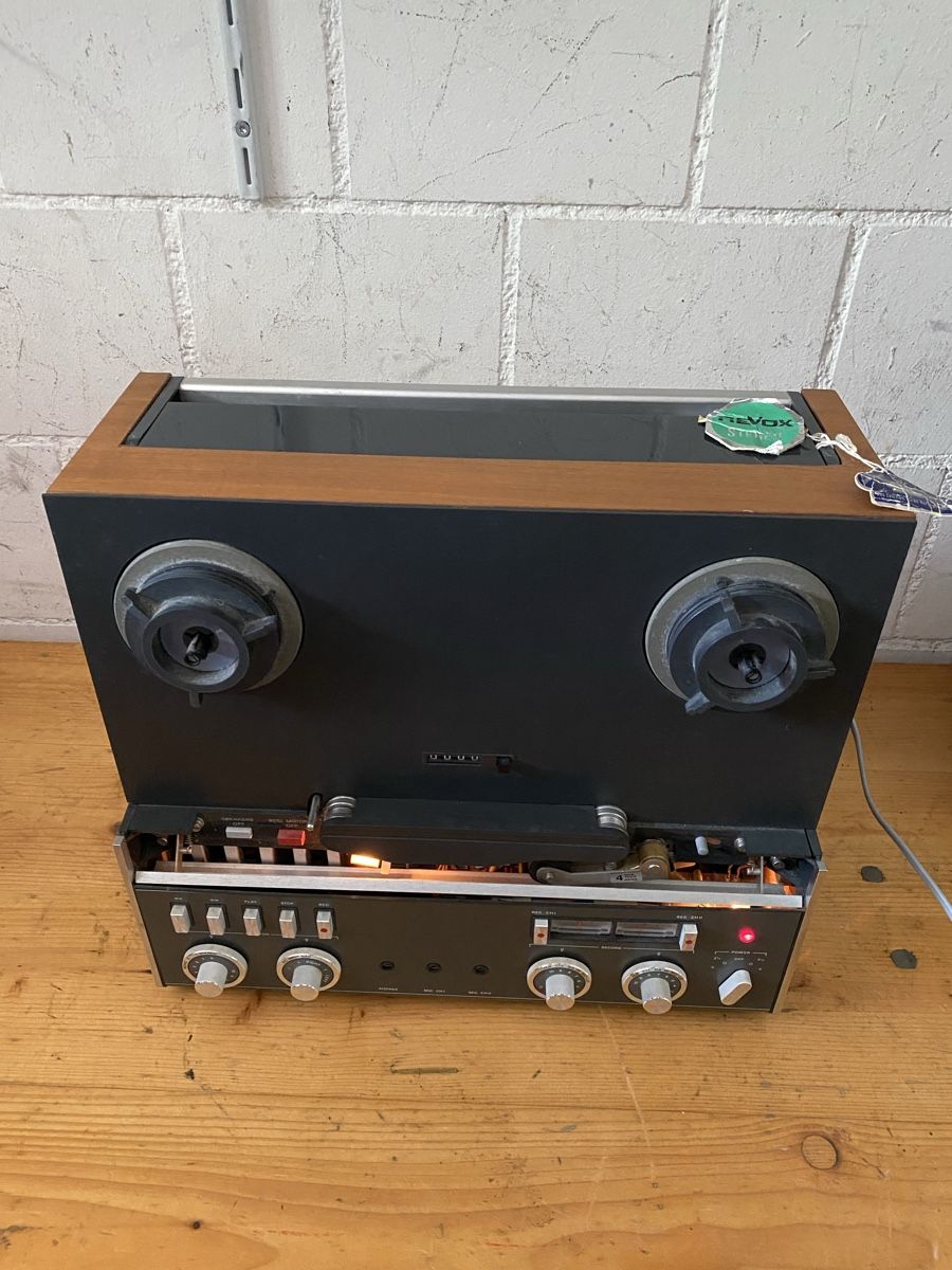 Revox Apparecchi a nastro: Revox A77 4 Spur – Usato da Luzern venduto da Harikan