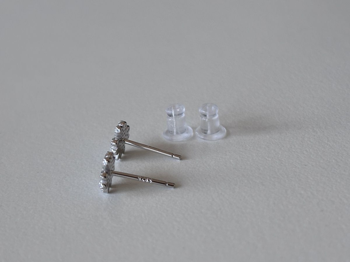 Orecchini pendenti & Orecchini a lobo: Flower studs moissanite Earrings. – Nuovo (secondo la descrizione) da Dübendorf venduto da S1973E 5