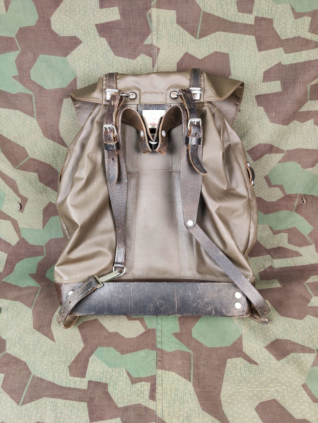 Schweizer Armee Uniformi: Rucksack Ord. 1958/73, Variante 2 – Usato da Bauma venduto da SwissMilitaria 1
