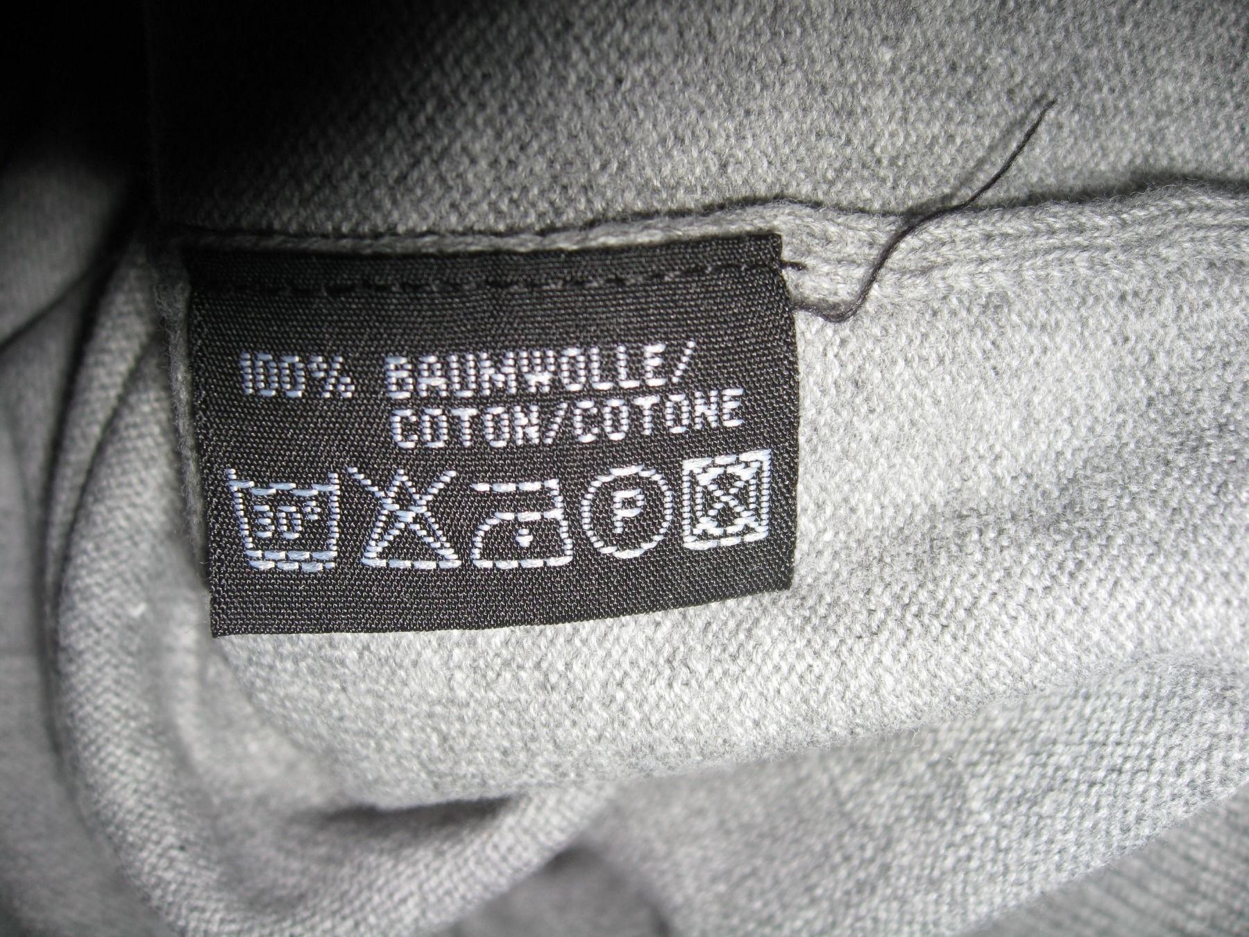 Maglioni & Felpe: Herren - Pullover m. V-Ausschnitt Baumwolle hellgrau Gr. M – Nuovo (secondo la descrizione) da Flüelen venduto da Diversicum-Textil 5