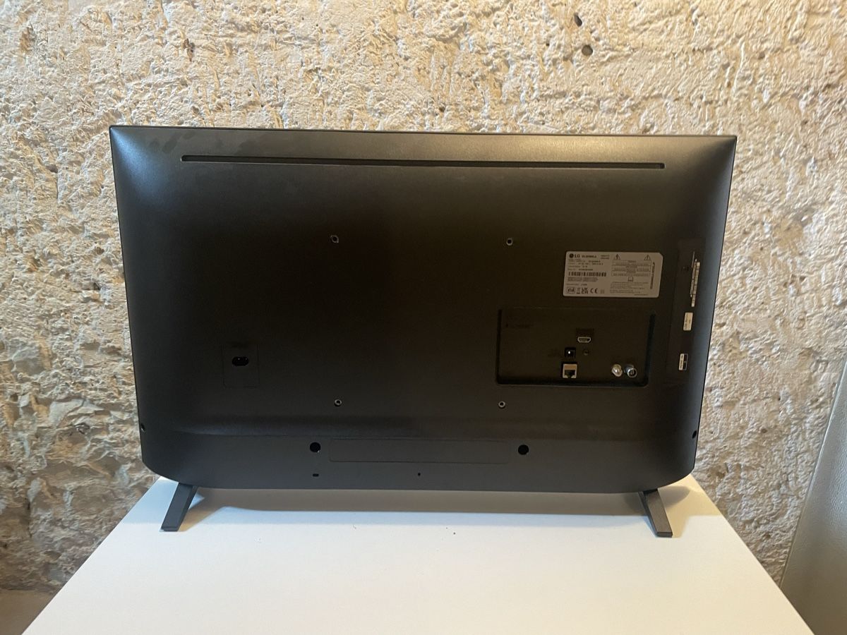 LG Appareils TV: TV – D'occasion à Basel par Quasimoda 1
