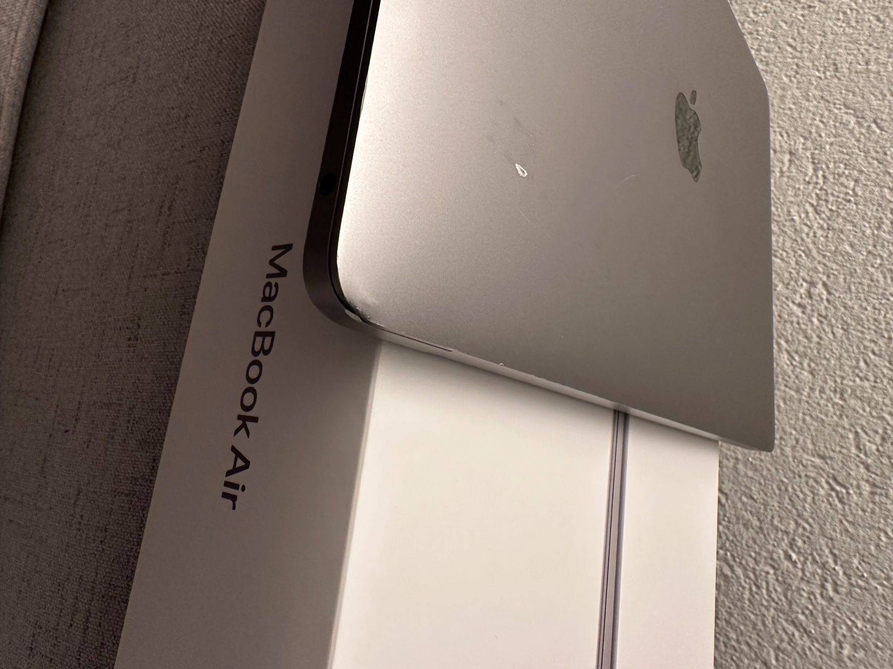 Apple Notebooks: Apple MacBook Air M1 / 16 GB RAM / 256 SSD – Gebraucht aus Langenthal von beli-1980 3