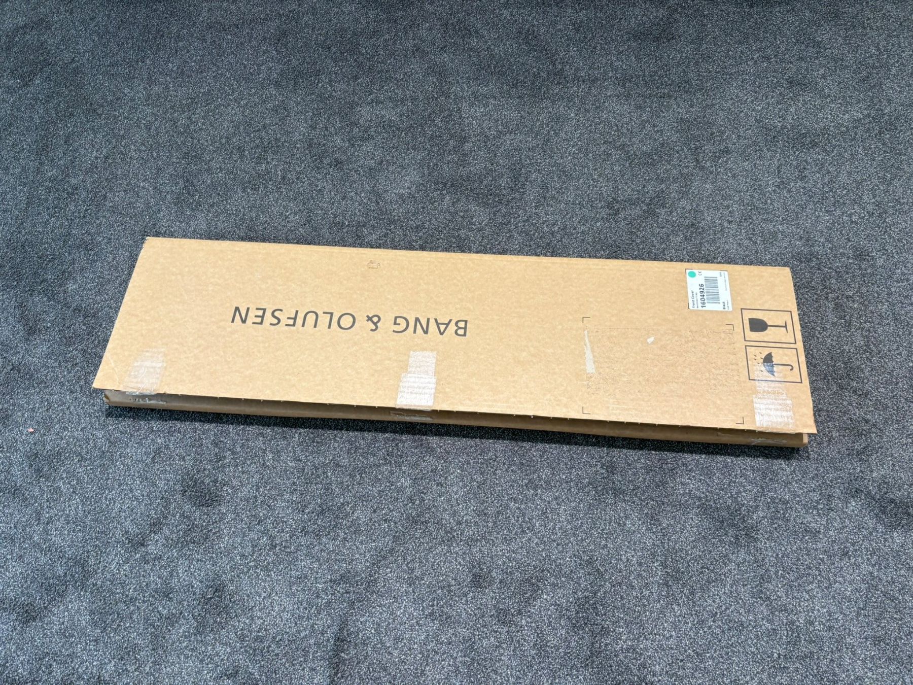 Bang & Olufsen Cover & Protezioni schermo: Front Cover BeoVision 11-40 Weiss – Usato da Hochdorf venduto da av-electronics 1