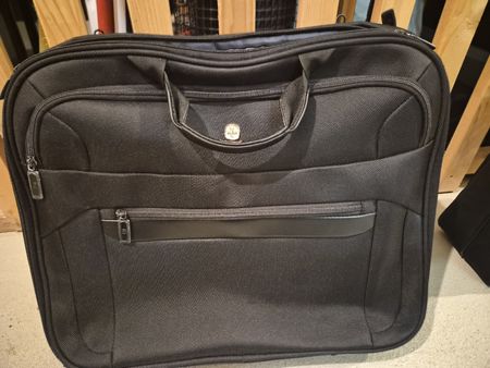 Swiss Gear Carry-on Garment Bag - Business Travel Ready!