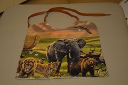 BABY LATZLI - NEU - HANDARBEIT - BABY BAVETTE