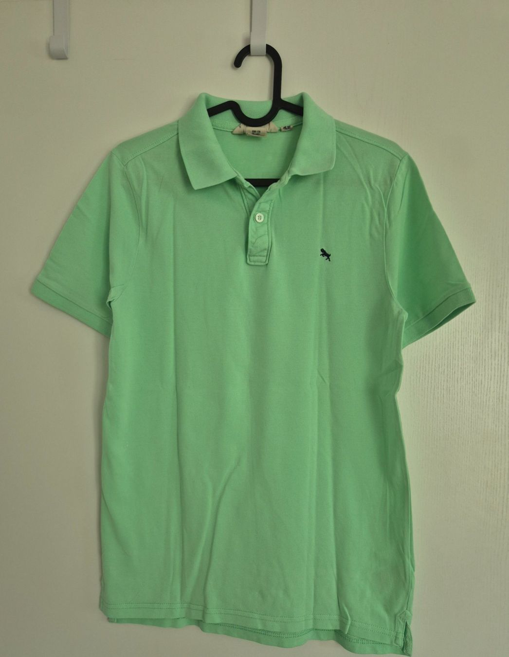 H&M Hemden, T-Shirts & Polos: Poloshirt , Gr. 170 – Gebraucht aus Volketswil von Dokinka