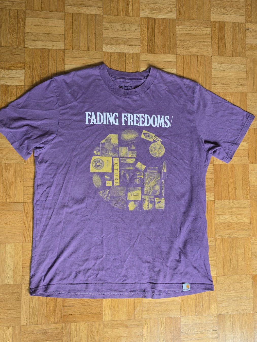 Carhartt T-shirt: Carhartt T shirt  L – Usato da Wallisellen venduto da theblacksheep