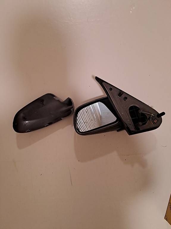 Alle Autoersatzteile: Spiegel links Citroen xsara 2004 – Gebraucht aus Zell LU von soko 1