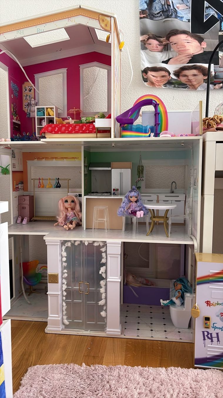 Case e mobili per bambole: Rainbow High Puppenhaus – Usato da Dagmersellen venduto da coo91