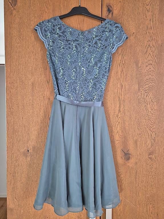 Vestiti: Kleid von Swing – Nuovo e nell'imballaggio originale da Maienfeld venduto da cor_hb6q 1