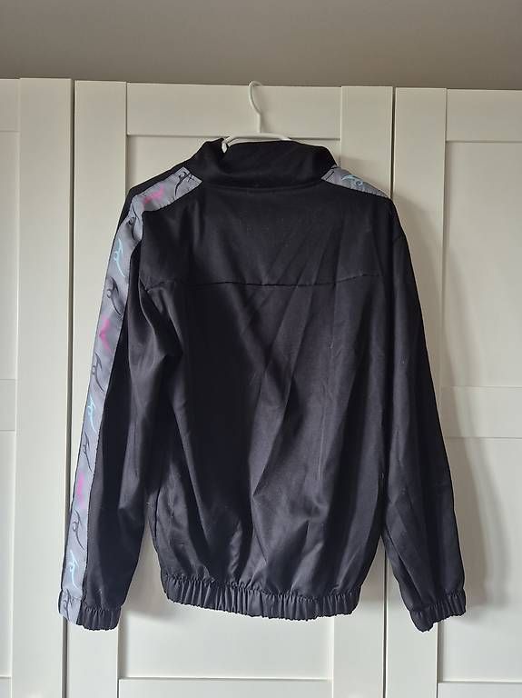 Jacken: JACKE Trainer - VOLCHOK – Gebraucht aus Teufen AR von jelenajk 1