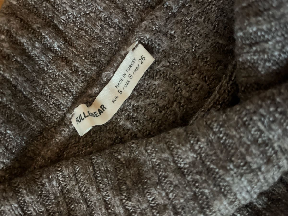 Pull&Bear Pulls & Sweat-shirts: Pull&Bear off shoulder pullover uni – D'occasion à Niederönz par sop_9rdc 1