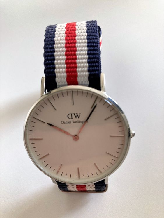 Daniel wellington 2025 classic b36s12