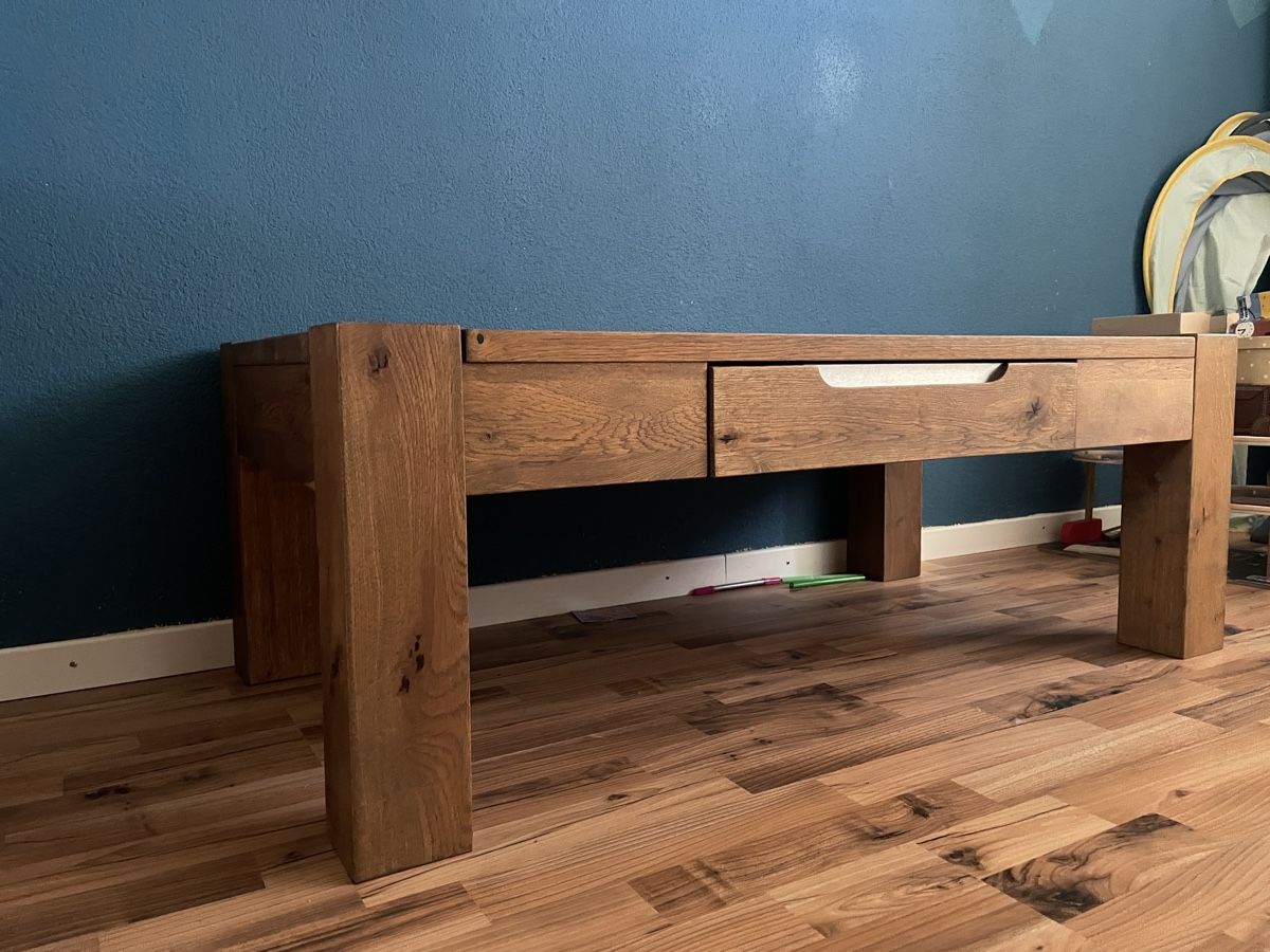 Conforama Tables: Couchtisch massives dunkles Holz mit Schublade – D'occasion à Bern par nilssager 1