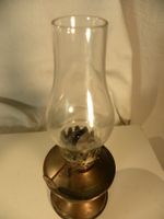Kleines altes Öllämpchen aus Kupfer