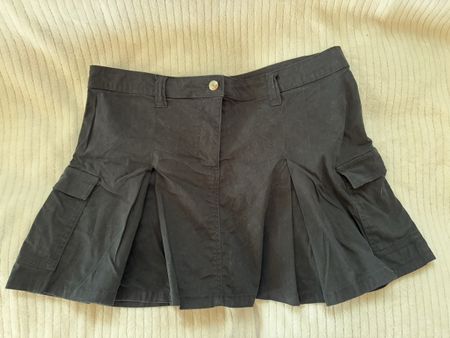 Kurzer Jupe Gr XL / schwarz