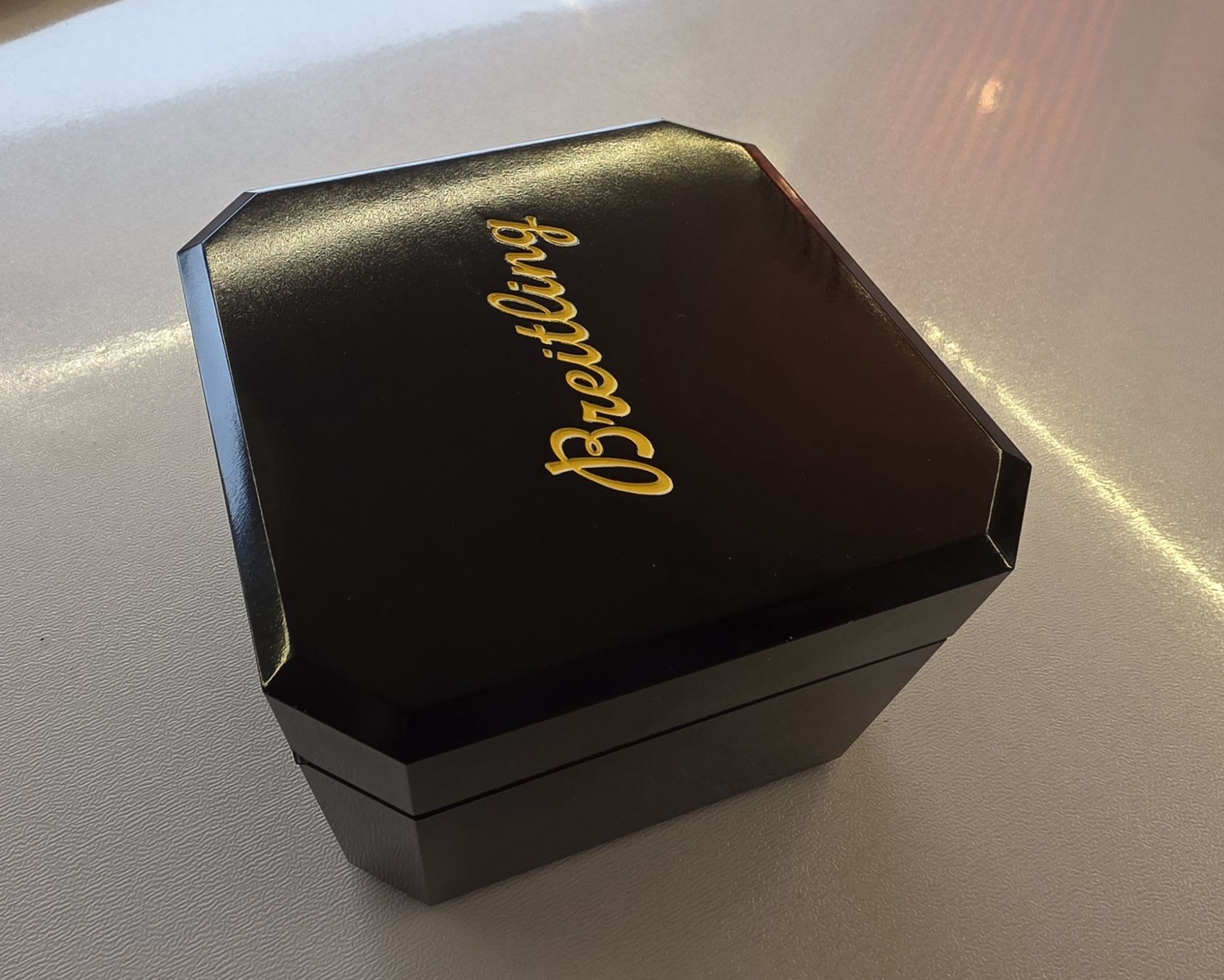 Breitling Orologi: BREITLING BAKELITE BOX SCHWARZ – Usato da Winterthur venduto da Navitimer 3
