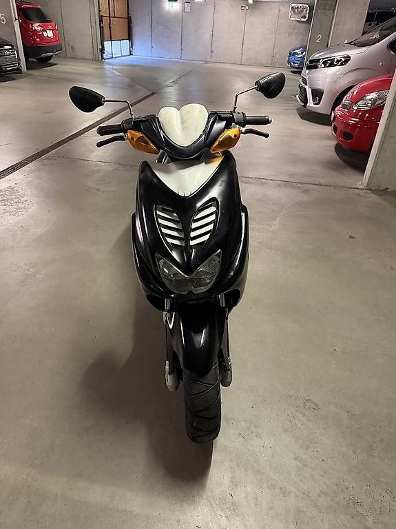 MBK Scooter: MBK Nitro 2T aus 2001 . Roller läuft – Usato da Frick venduto da bad_8xql
